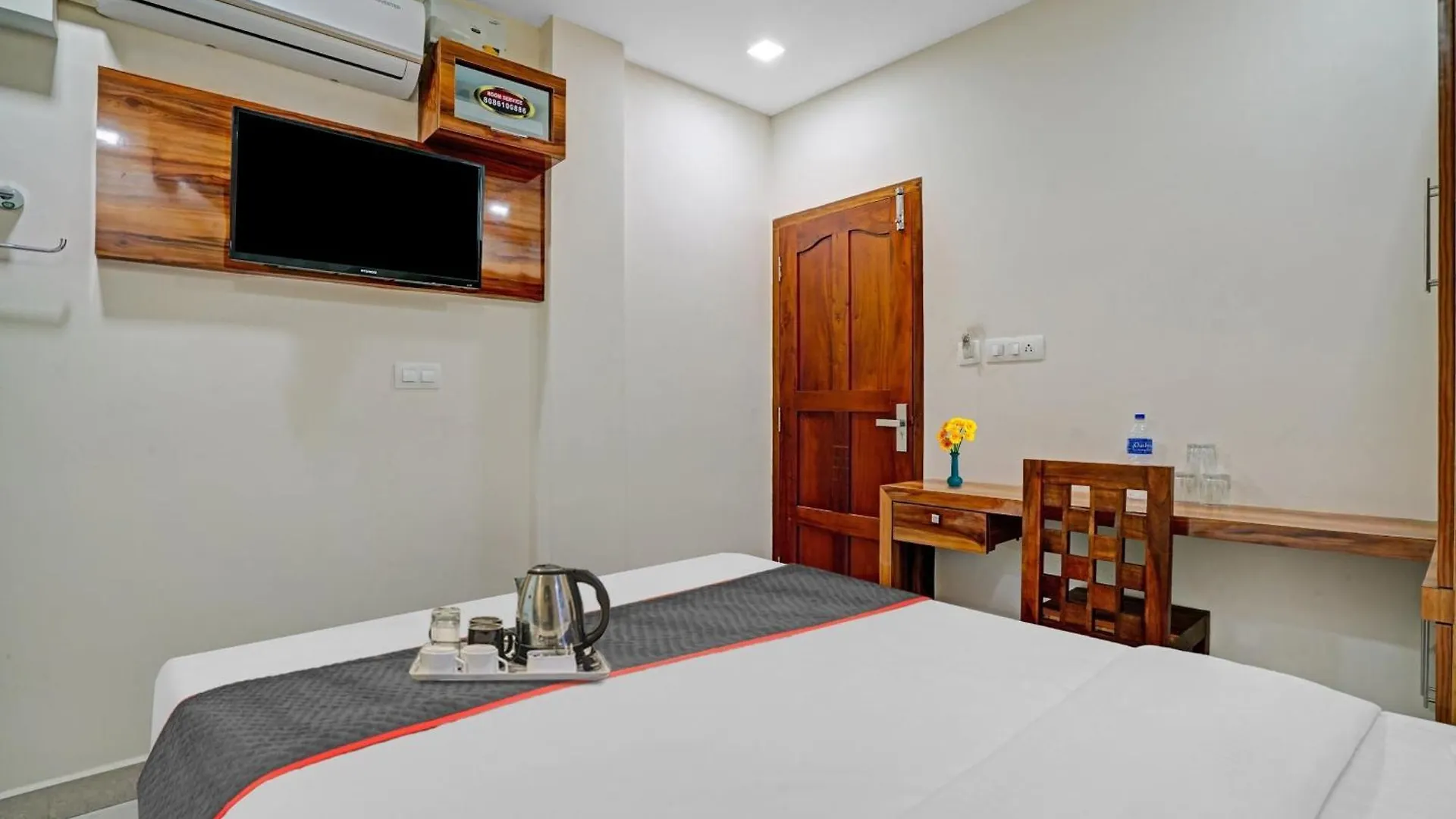 *** Hotel Capital O Krishnakripa Executive Stay Muttam  India